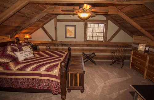 Robbinsville House | House ∙ 1 bedroom ∙ 2 guests