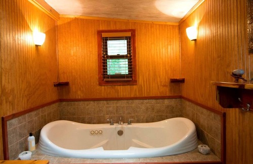 Southmont House | House ∙ 1 bedroom ∙ 3 guests
