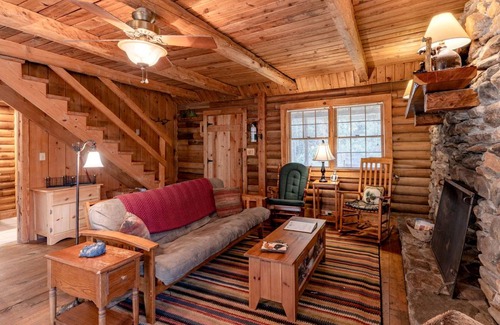 Topton House | House ∙ 1 bedroom ∙ 5 guests