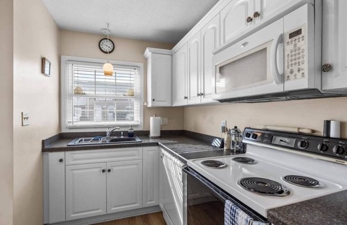 Pine Knoll Shores House | House ∙ 2 bedrooms ∙ 6 guests