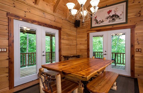 Mill Spring House | House ∙ 2 bedrooms ∙ 4 guests