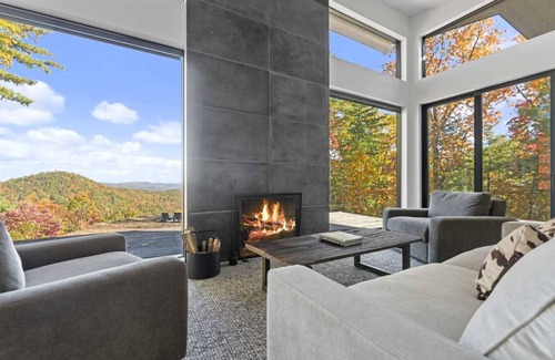 Lenoir House | House ∙ 2 bedrooms ∙ 6 guests