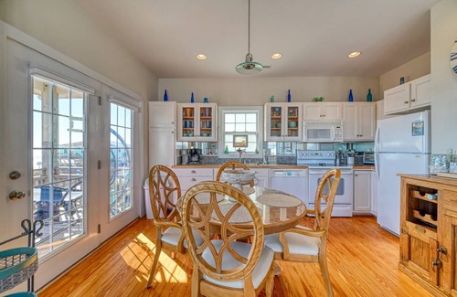 North Topsail Beach House | House ∙ 2 bedrooms ∙ 6 guests