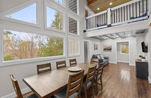 Charter Hills House | House ∙ 3 bedrooms ∙ 10 guests