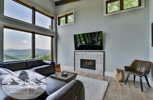 Black Mountain House | House ∙ 3 bedrooms ∙ 6 guests