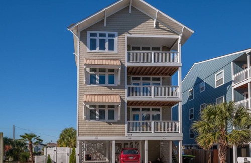 Carolina Beach House | House ∙ 3 bedrooms ∙ 8 guests
