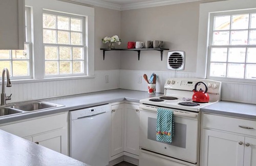 Clayton House | House ∙ 3 bedrooms ∙ 8 guests