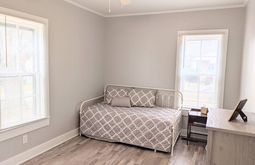 Clayton House | House ∙ 3 bedrooms ∙ 8 guests