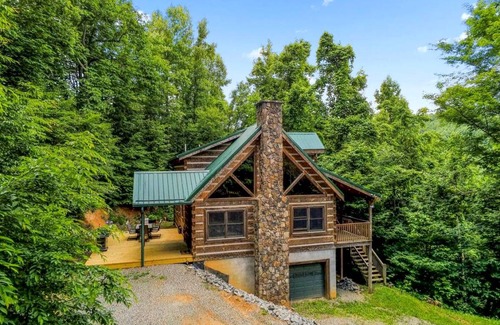 Zionville House | House ∙ 3 bedrooms ∙ 9 guests