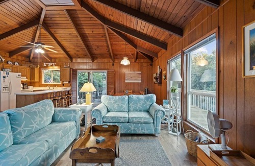 Pine Knoll Shores House | House ∙ 4 bedrooms ∙ 8 guests