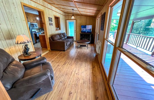 Grassy Creek House | House ∙ 4 bedrooms ∙ 8 guests