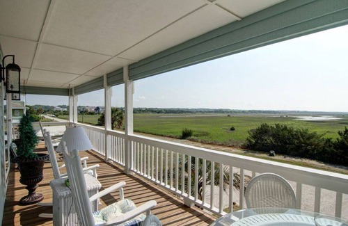 Holden Beach House | House ∙ 4 bedrooms ∙ 9 guests
