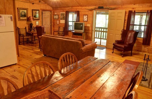 Cherokee House | House ∙ 4 bedrooms ∙ 12 guests