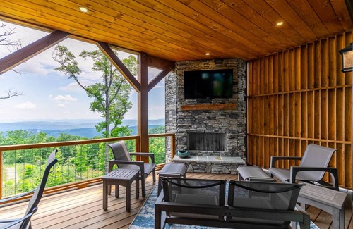 Lenoir House | House ∙ 4 bedrooms ∙ 10 guests