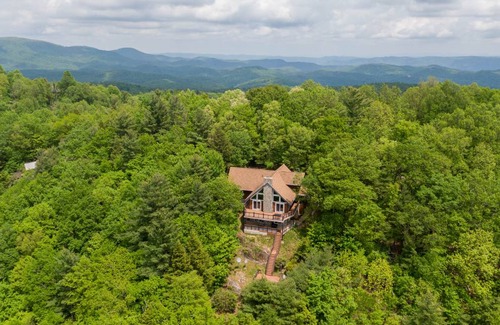 Apple Ridge House | House ∙ 4 bedrooms ∙ 12 guests