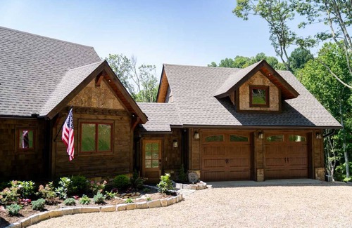 Banner Elk House | House ∙ 4 bedrooms ∙ 12 guests