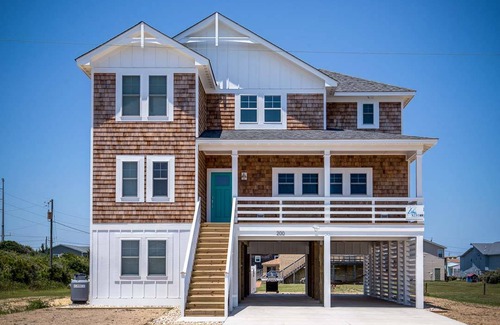Colington House | House ∙ 5 bedrooms ∙ 12 guests
