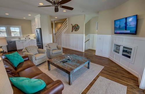 Colington House | House ∙ 5 bedrooms ∙ 12 guests