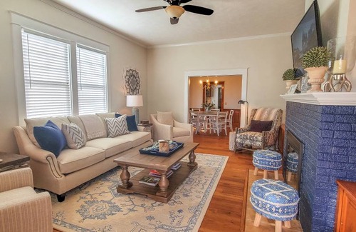 West Jefferson House | House ∙ 5 bedrooms ∙ 12 guests