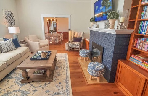 West Jefferson House | House ∙ 5 bedrooms ∙ 12 guests