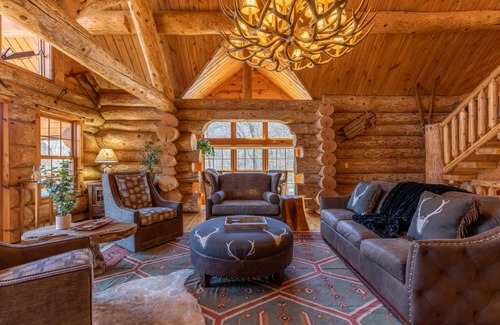 West Jefferson House | House ∙ 5 bedrooms ∙ 13 guests