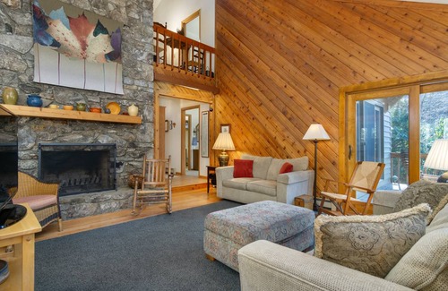 Black Mountain House | House ∙ 5 bedrooms ∙ 10 guests