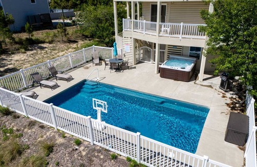Whalehead Beach House | House ∙ 5 bedrooms ∙ 12 guests