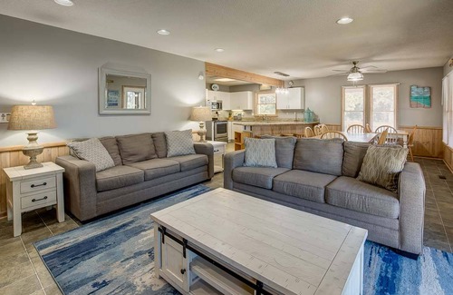 Corolla Light House | House ∙ 6 bedrooms ∙ 13 guests