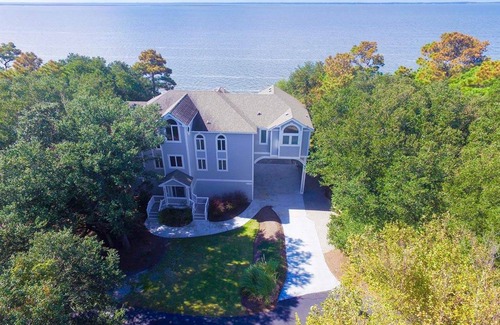 Monteray Shores House | House ∙ 6 bedrooms ∙ 17 guests