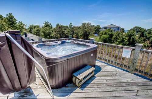 Carolina Dunes House | House ∙ 6 bedrooms ∙ 18 guests