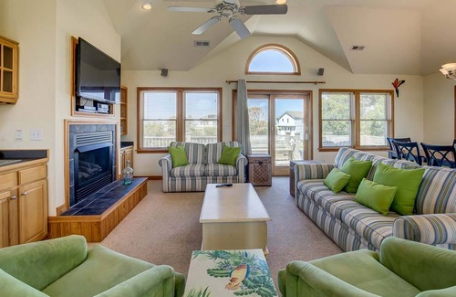 Carolina Dunes House | House ∙ 6 bedrooms ∙ 18 guests