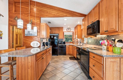 Southern Shores House | House ∙ 7 bedrooms ∙ 17 guests