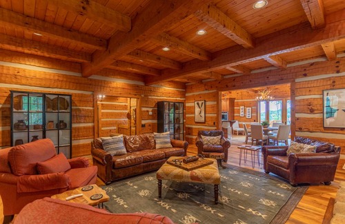 Banner Elk House | House ∙ 7 bedrooms ∙ 15 guests