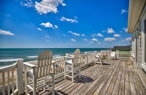 Surf City House | House ∙ 7 bedrooms ∙ 20 guests
