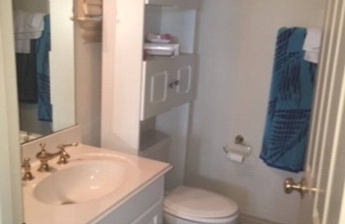 Cornelius House | HURRY 4 NIGHT/MIN Except/6/28-29/JULY 4-5-LAKE FRONT Lovely 5BR/31/2BA sleeps 15