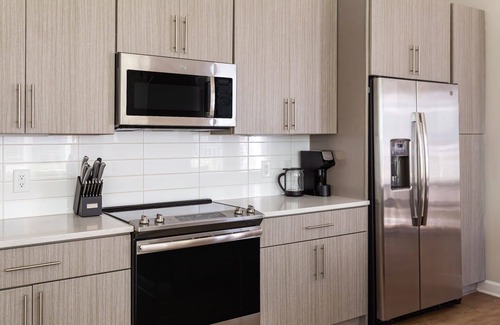 Charlotte Apartment | Kasa | Uptown Location with Upscale Gym + Pool Access | Charlotte