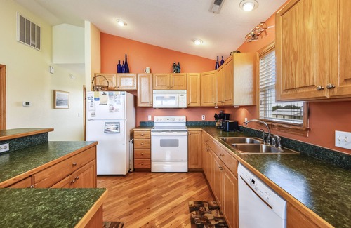 Kill Devil Hills House | KD1105- 1 Block to Beach- 5 BRs, Private Pool, Hot Tub, and Dog Friendly!