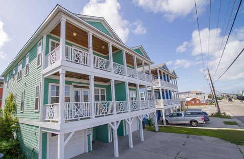 Kure Beach House | Large Townhome w/Ocean View, Near Beach, Food + Pier, 2 Decks, Elevator, Dogs OK