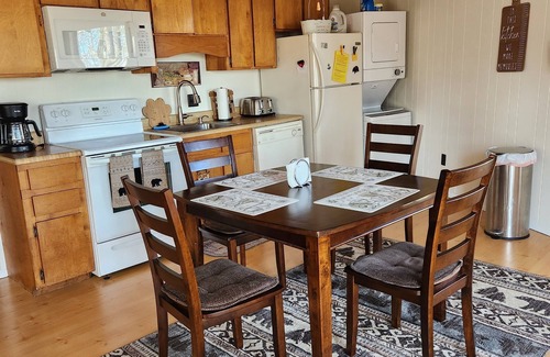 Beech Mountain House | Legal Beech Bum Mountain Legal Retreat