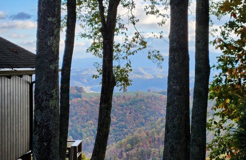 Beech Mountain House | Legal Beech Bum Mountain Legal Retreat