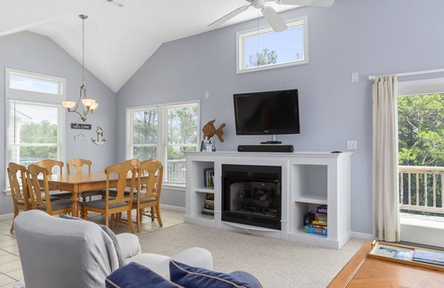 Ocean Sands House | Lion On The Sand: Oceanside 6-bedroom, Private Pool & Hot Tub