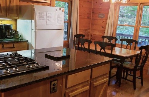 Maggie Valley Cabin | Log Cabin, Rushing Creek, Hot Tub, Firepit, Wood Fireplace, WiFi, A/C