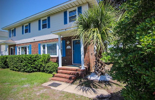 Wrightsville Beach House | Lovely Duplex right on the Intracoastal Waterway