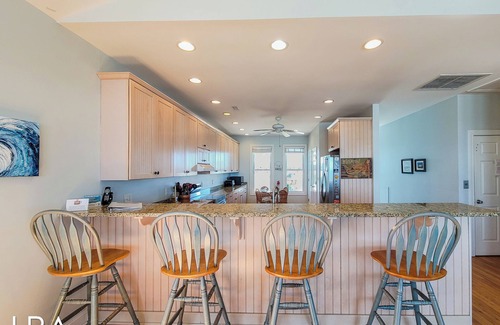 Surf City House | Lucky Enough – Pets Welcome, Ocean Views Included