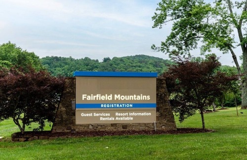 Lake Lure Condo | Luxurious Club Wyndham Resort at Fairfield Mountains, 1 Bedroom Deluxe Suite