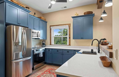 Highlands Apartment | Main Street Elevated
