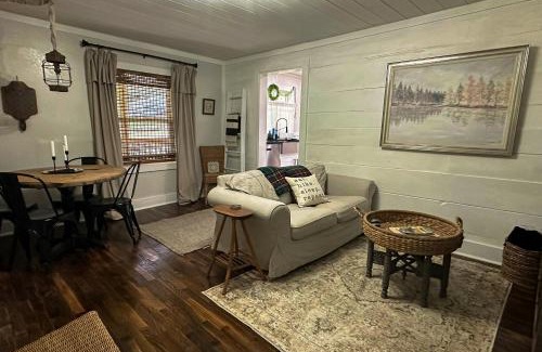 Whittier House | Meet Me At The Creek