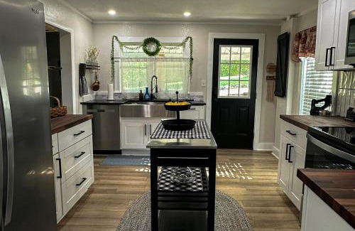Whittier House | Meet Me At The Creek