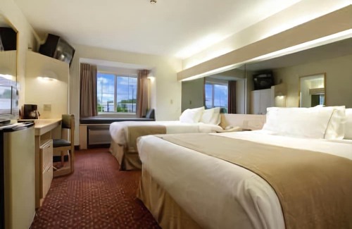 Burlington Hotel | Microtel Inn & Suites by Wyndham Burlington
