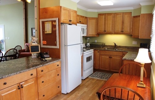 Beech Mountain House | Million Dollar View just 1mile from the Ski Slopes!